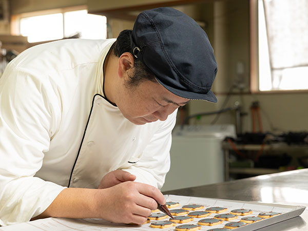 洋菓子チーフ 柴田隆史
